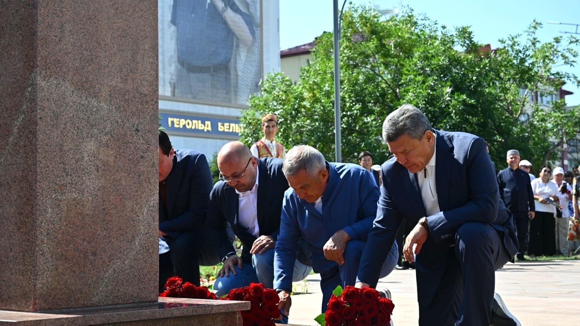 Татар ақыны Ғабдолла Тоқай ескерткіші Петропавлда ашылды