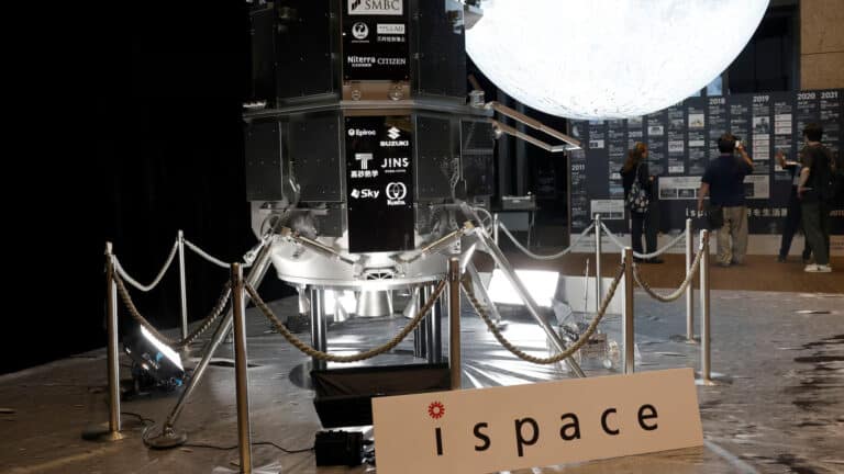 Жапон стартабы SpaceX-пен бірге айға жүк тасымалдайтын бизнес бастайды