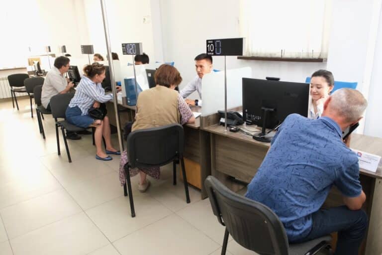 Тысячи алматинцев получили специальные социальные услуги с начала года