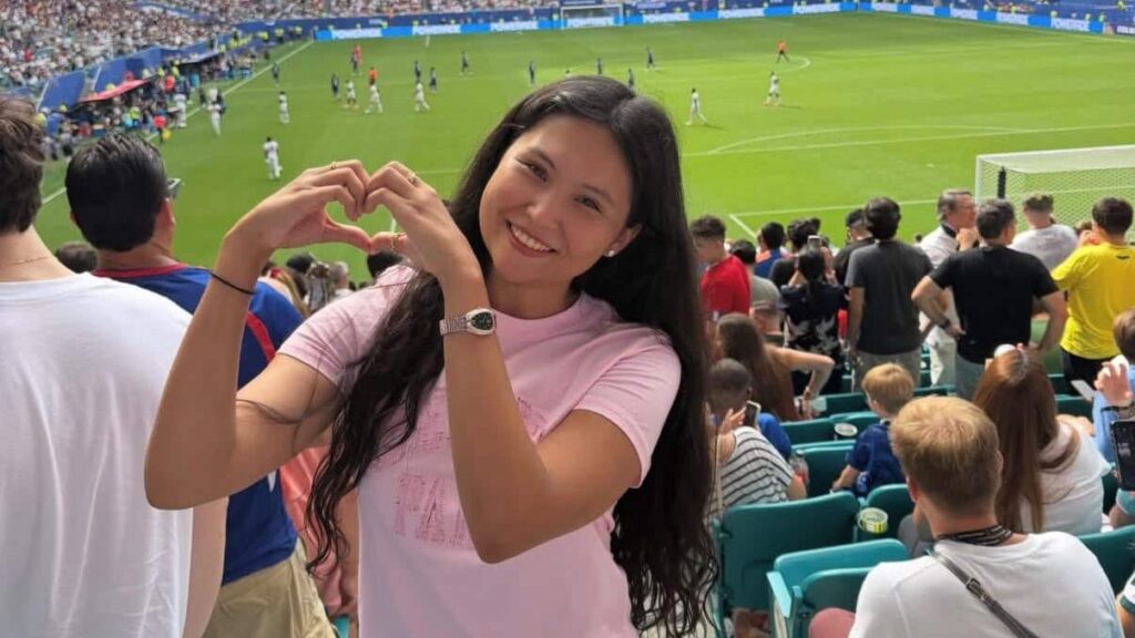 Бибісара Асаубаева Жавохир Синдаровпен бірге футболдан Әлем чемпионатына барды