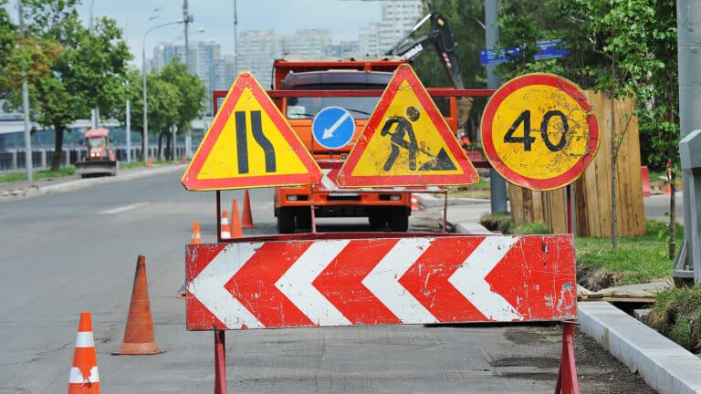 Одну из центральных улиц Алматы снова перекроют для строительства ЛРТ