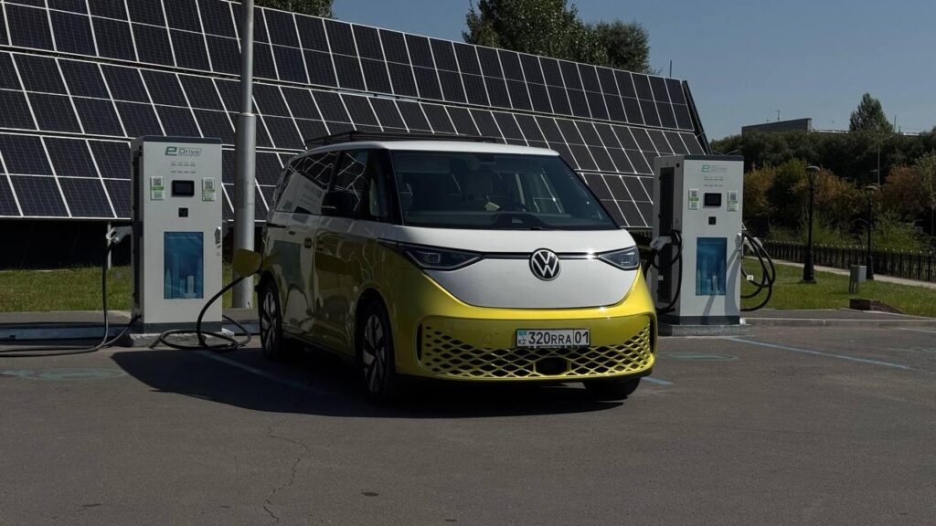 Autonomous solar-powered EV charging station unveiled in Astana
