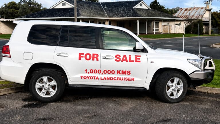Toyota Land Cruiser с пробегом почти 1 млн км уйдет с молотка