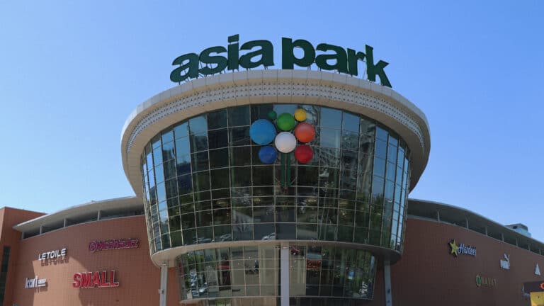 Бизнесмен из Forbes затеял большую стройку возле Asia Park в Астане