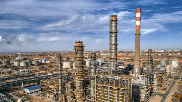 На Атырауском НПЗ сменился генеральный директор