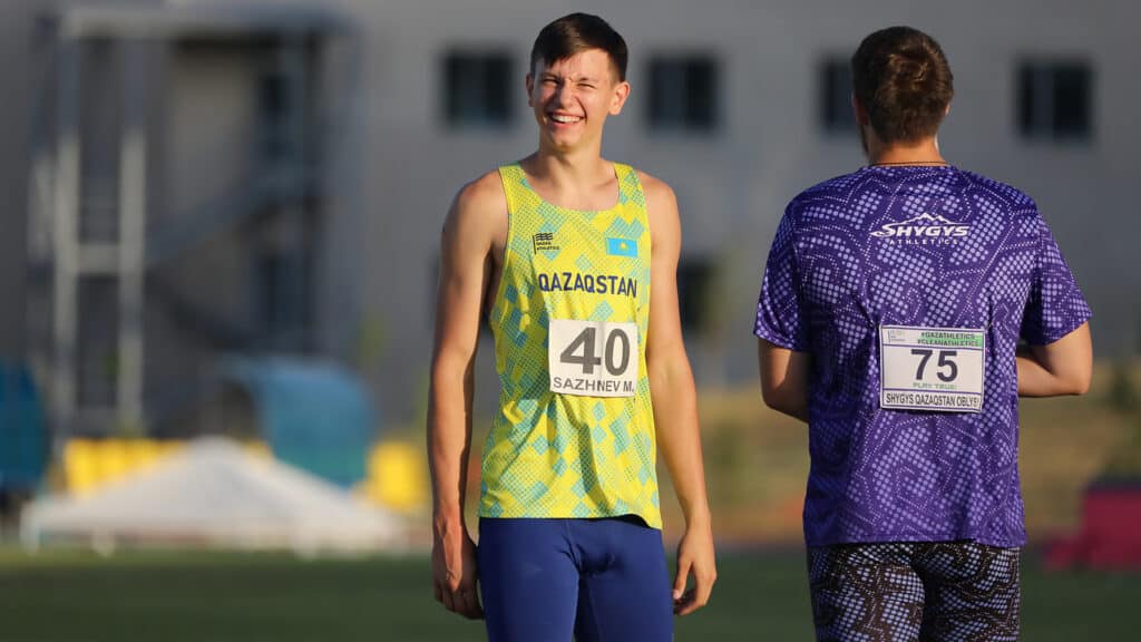 17-летний казахстанец Максим Сажнев вышел в финал турнира дискоболов на молодежном чемпионате мира по легкой атлетике