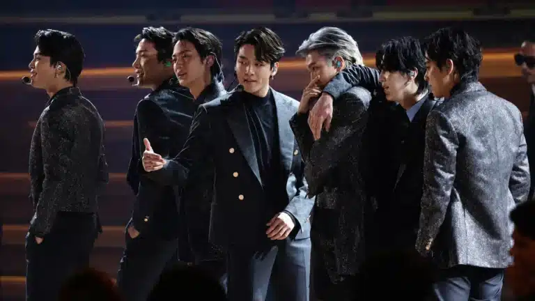 Турагент из Казахстана обманула фанатов BTS на миллионы рублей