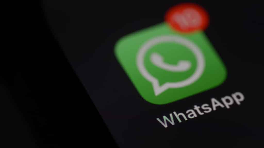 В Таразе суд оштрафовал коллекторов за переписку с должниками в WhatsApp