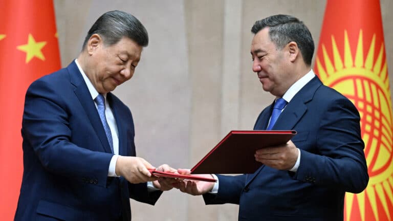 Xi Jinping visits Kyrgyzstan, signs friendship and cooperation treaty
