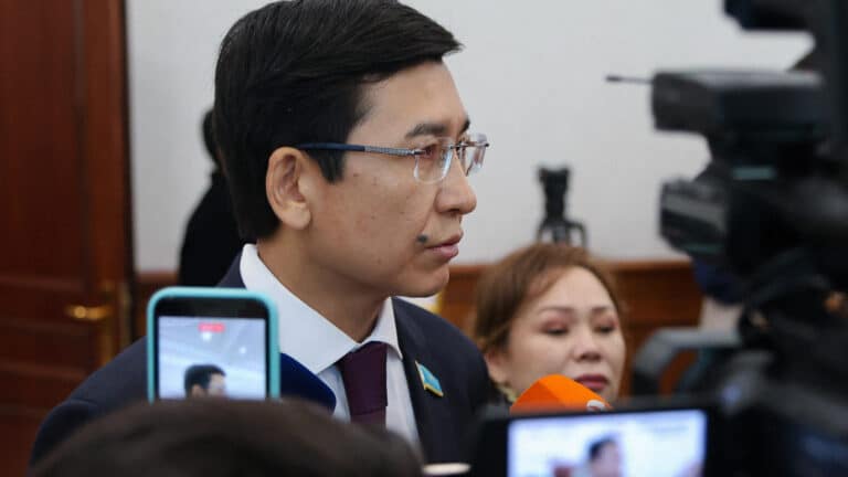 Аймагамбетов указал на системные недочеты Минздрава в резидентуре