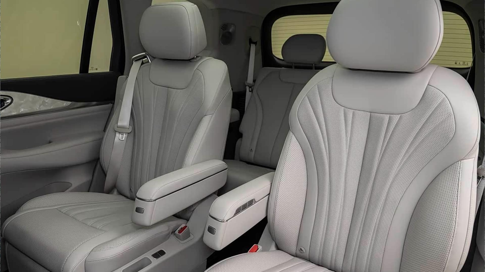 Кроссовер BYD Sealion 08 / Фото: Autohome