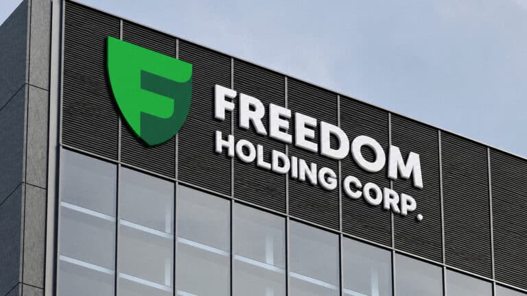 Freedom Holding увеличила выручку на 40% и довела клиентскую базу до 13,8 млн человек