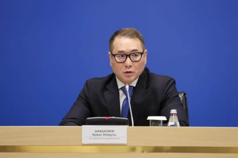 Арман Шаққалиев қазақстандықтарға сенімді маркетплейстерді таңдауды ұсынды