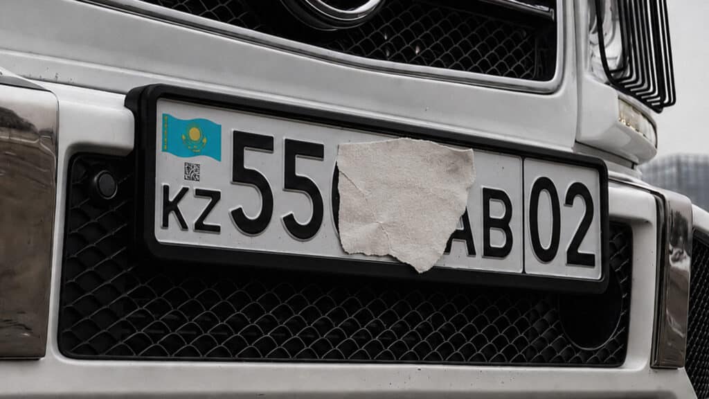 Сгенерировано нейросетью, бильд-редактор: Адэлина Мамедова