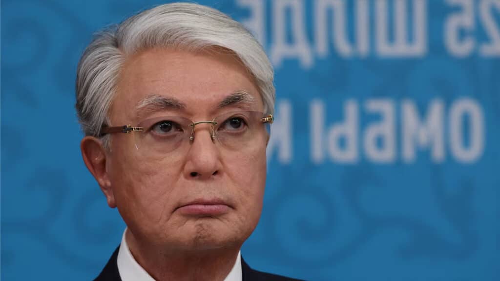 Токаев призвал казахстанцев не жить прошлыми обидами