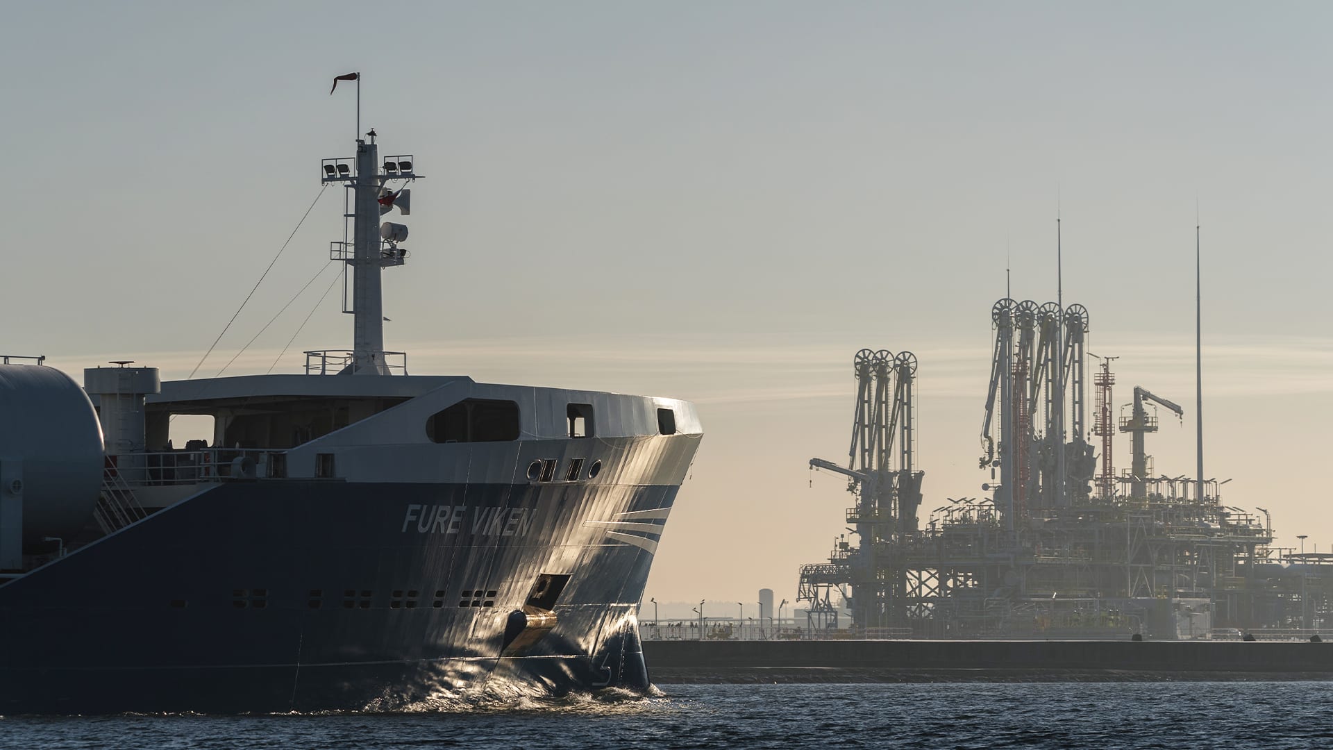 Россия хочет направить всю казахстанскую нефть на Черное море