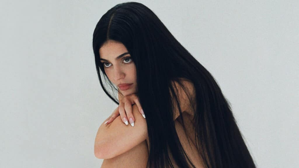 Фото: instagram.com/kyliejenner, бильд-редактор: Дастан Шанай