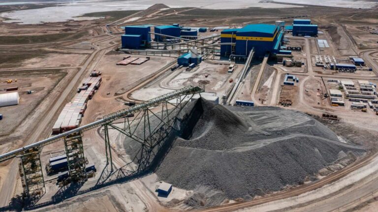 20 человек эвакуировали из-за ЧП на обогатительной фабрике KAZ Minerals