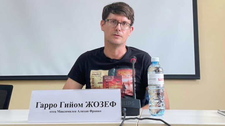 АҚШ азаматы баласын таппайынша Қазақстанда қалуға бекініп отыр