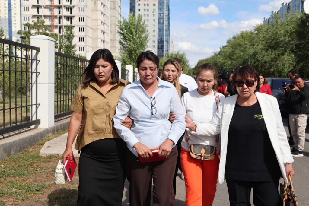 В Астане начинается суд по делу о гибели фельдшера скорой помощи Улданы Мырзуан