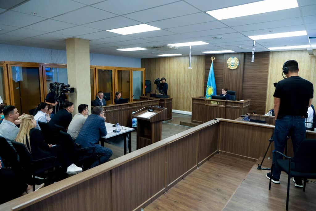 Застройщик умер: новые детали суда по гибели фельдшера в Астане