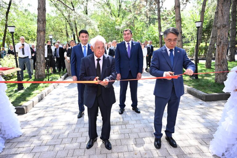 Совместный центр Казахстана и Китая по землетрясениям открылся в Алматы
