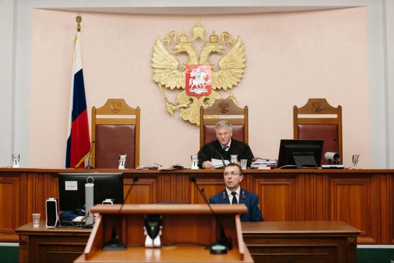 Верховный суд РФ снял с выборов оппозиционную партию, выступающую против войны