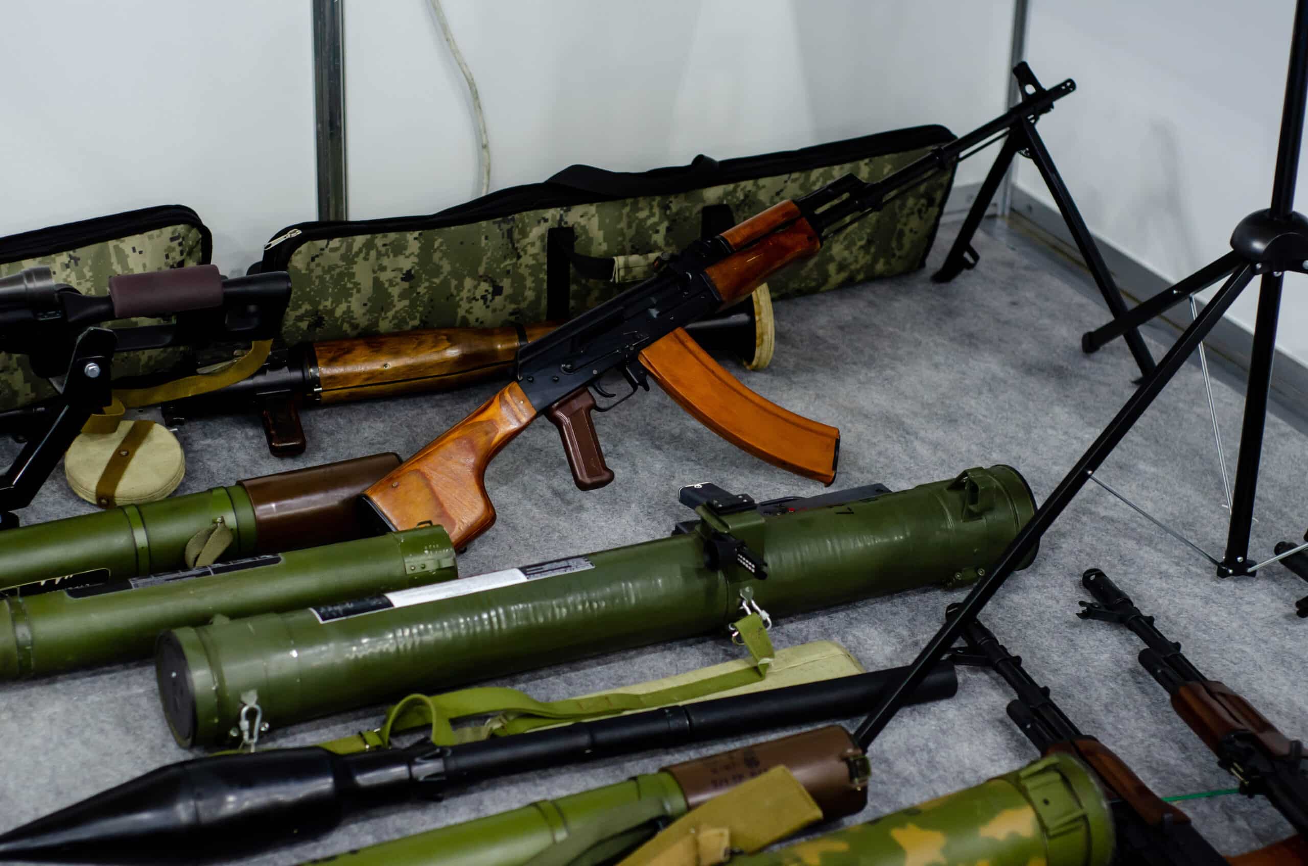 Тайник с оружием нашли в Алматы