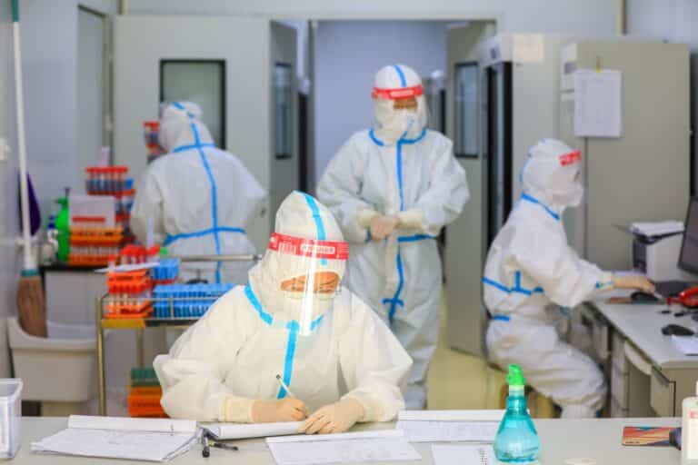Китай построит лабораторию, которая проверит грунт с Марса на угрозы для Земли