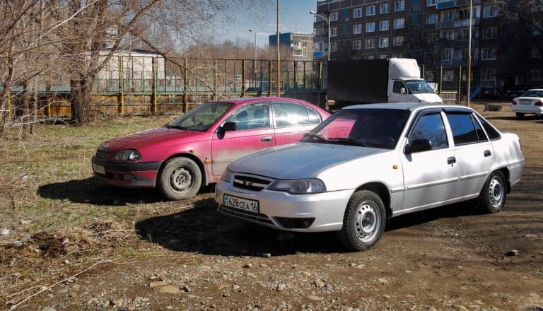 Подержанные автомобили в Казахстане рекордно подешевели за месяц