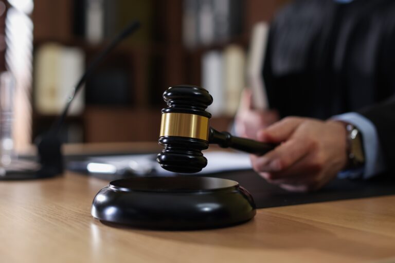 Пять человек осудили за хищения при реконструкции водовода в Атырау