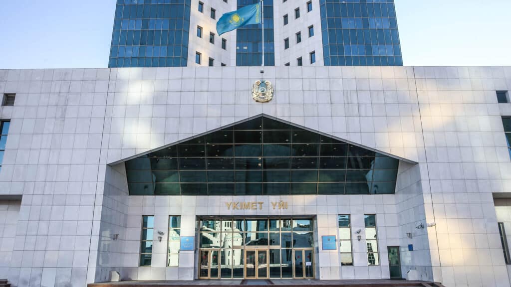 Против увольнений ради увольнений: Токаев об обновлении правительства Казахстана