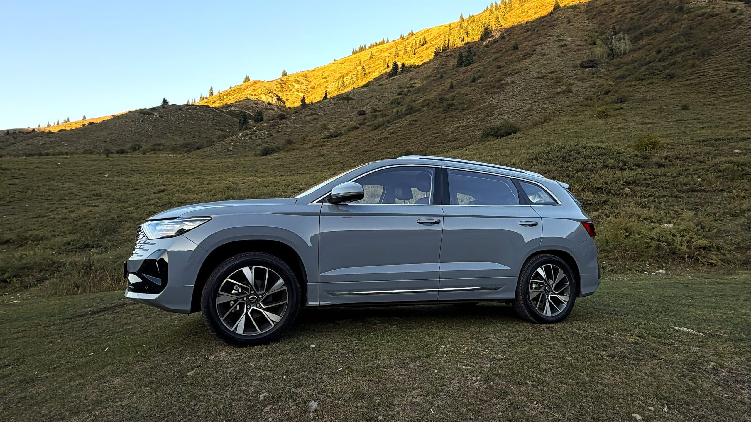 Jetta VS7 расход, Jetta VS7 цена, кроссовер Jetta, Кольсай на машине