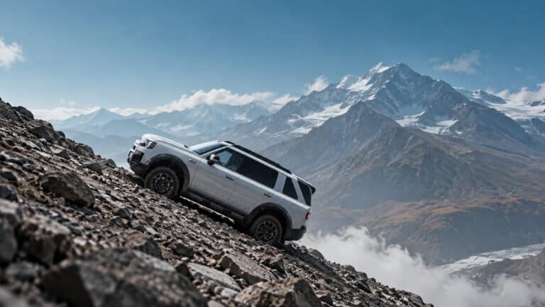 Chery and JLR’s Freelander 8 sets new hybrid altitude record