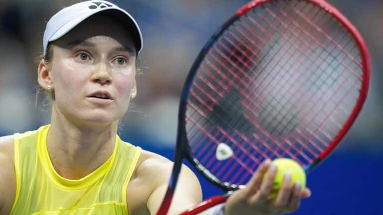 Елена Рыбакина, выиграв финал у  Соболенко, впервые победила на US Open