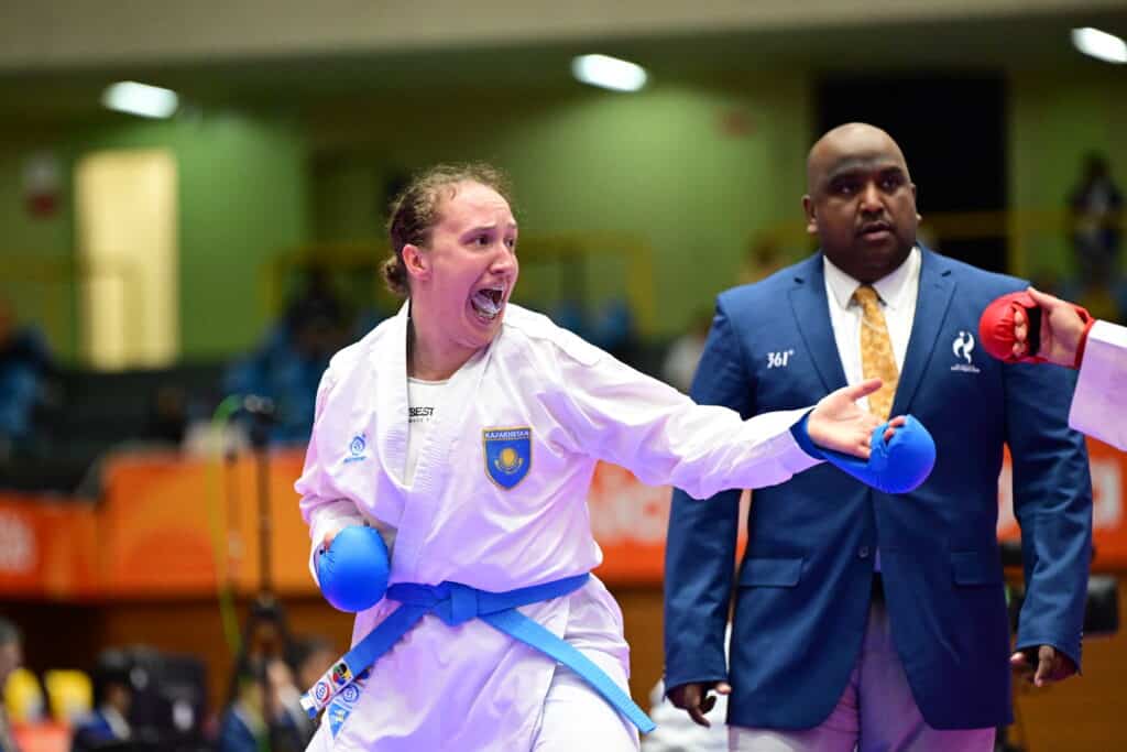 Казахстанская каратистка Софья Берульцева стала чемпионкой Азиады-2026 в весовой категории свыше 68 кг, победив в финале Маниван Бутсуван из Таиланда.