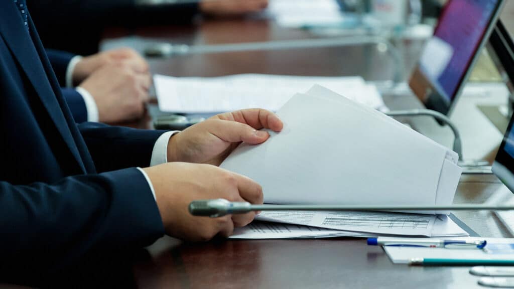 Депутаты встали на защиту председателей ОСИ на фоне суда по гибели Улданы Мырзуан