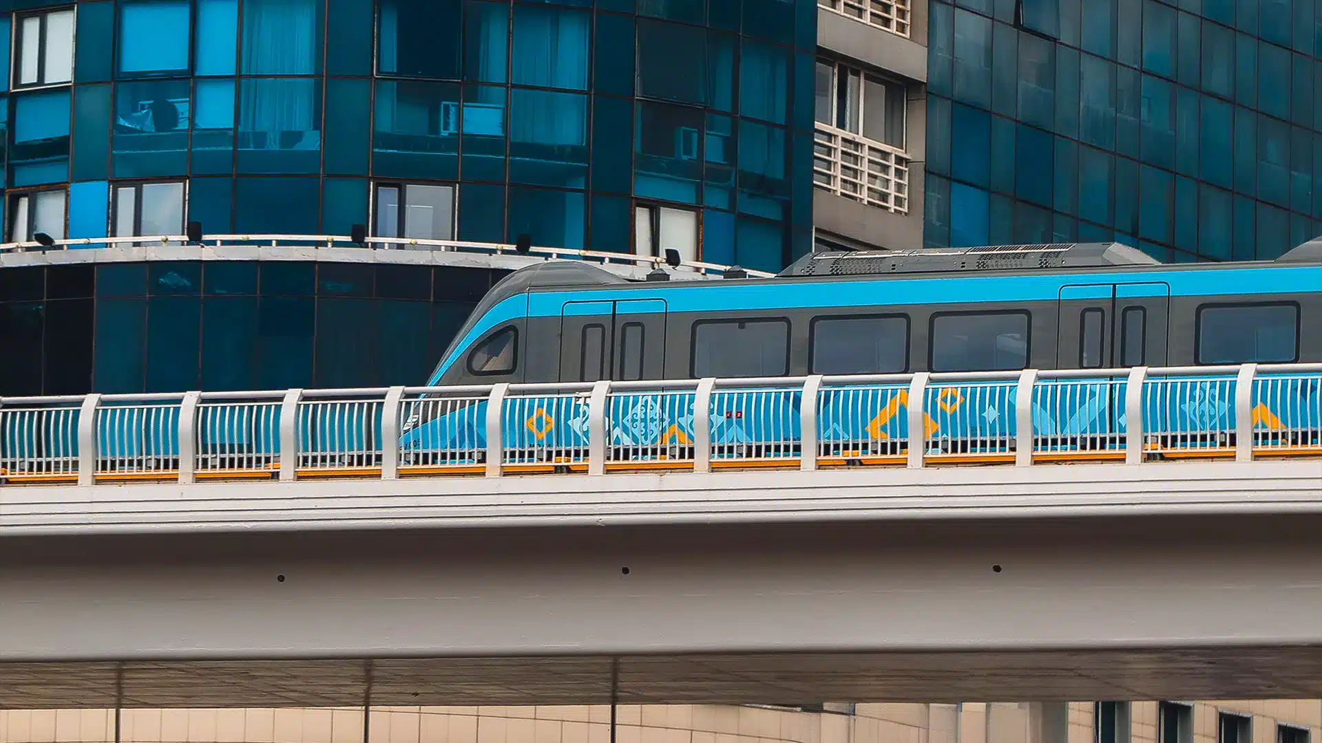 Астанадағы LRT-ге 8 айда 306,5 млрд теңге жұмсалған