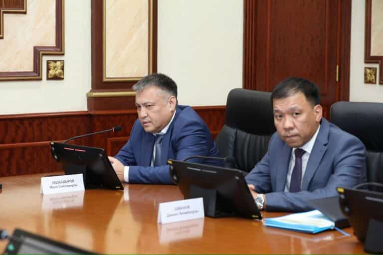 Замакима Мангистауской области Малик Абдыкадиров подал в отставку
