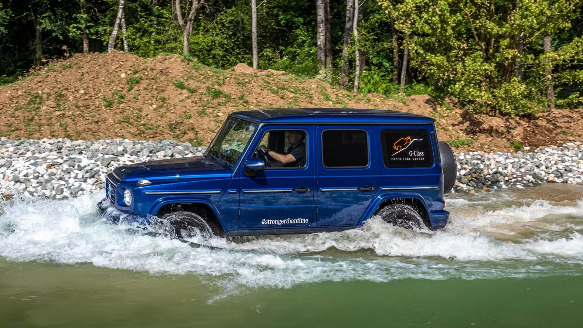 Mercedes-Benz, плавающий внедорожник, Mercedes-Benz патент, Mercedes SUV, Yangwang U8, Jetour G700, Fomm One, автомобиль-амфибия
