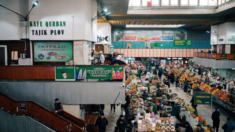 Ночной рейв пройдет на Зеленом базаре в Алматы