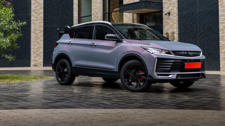 Казахстанцы рассказали, что им не нравится в Geely Coolray