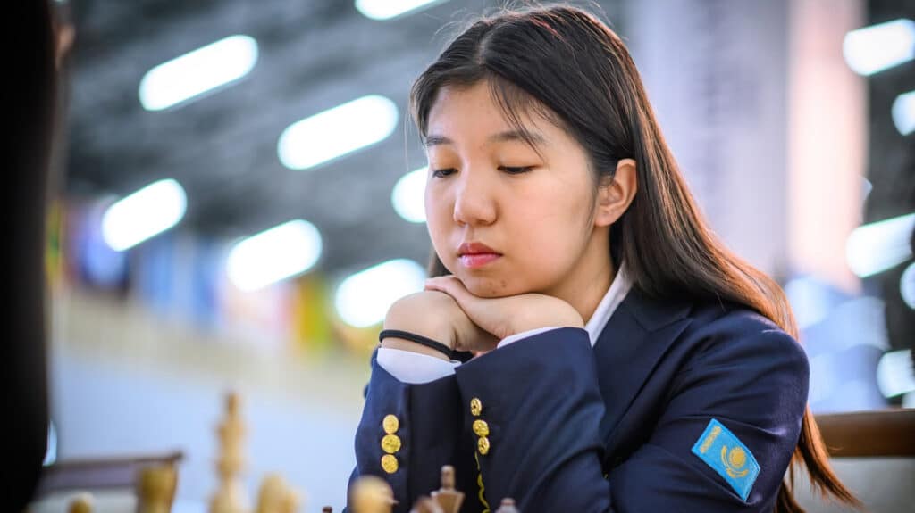 15-летняя Елназ Калиахмет выиграла третью партию в Самарканде