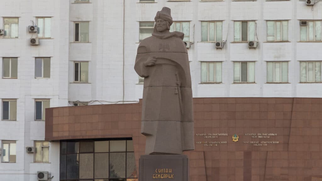 Крым или Донбасс: историк Сабитов оспорил казахские корни султана Бейбарса