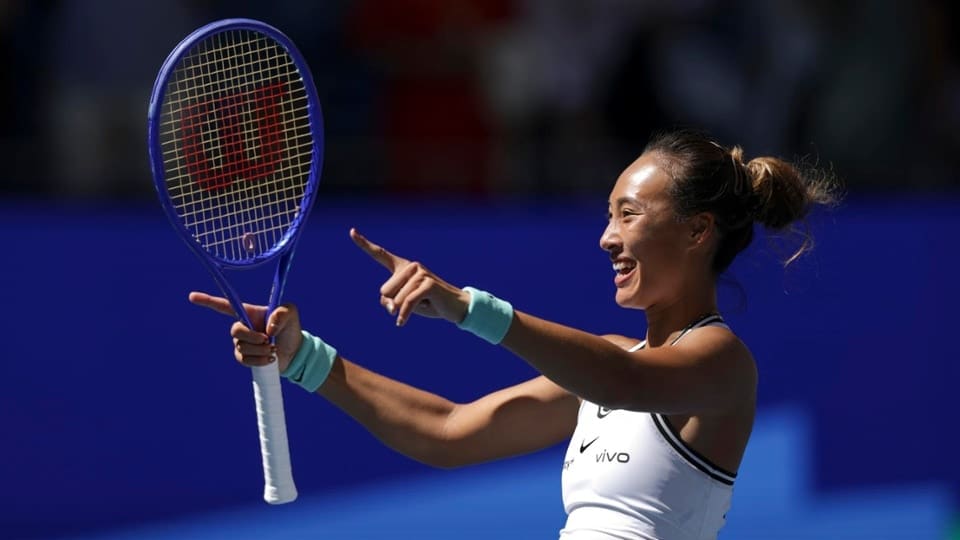 Чжэн Циньвэнь победила Игу Швентек – 7:5, 6:3 – и вышла в четвертьфинал US Open-2026, где сыграет с победительницей матча Рыбакина – Осака.