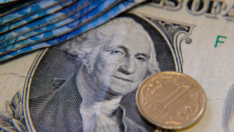 Валюта бағамы: доллар 447,80 теңгеге дейін арзандады