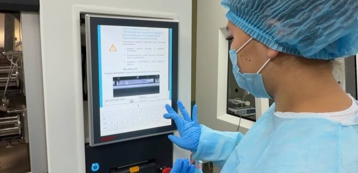 Лекарства для онкопациентов в Алматы теперь готовят с помощью роботов