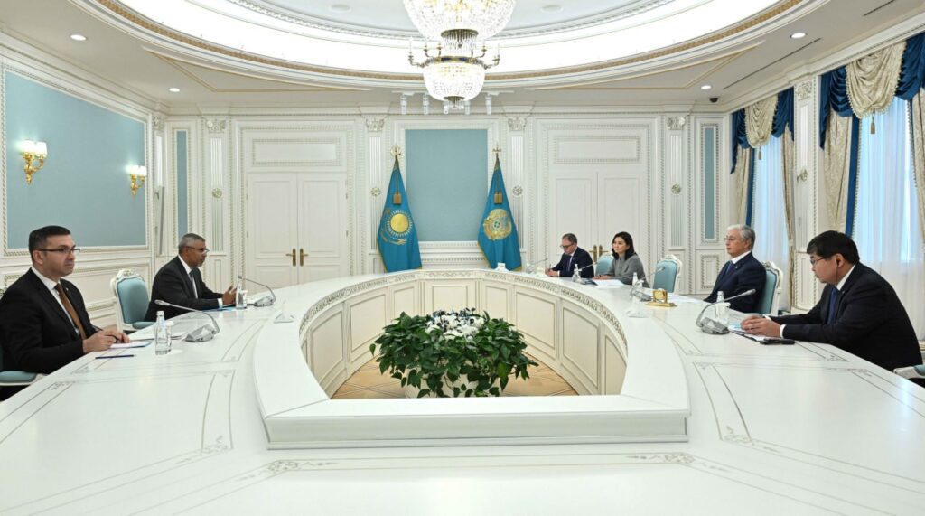 Токаев обсудил «умную границу» с главой Всемирной таможенной организации