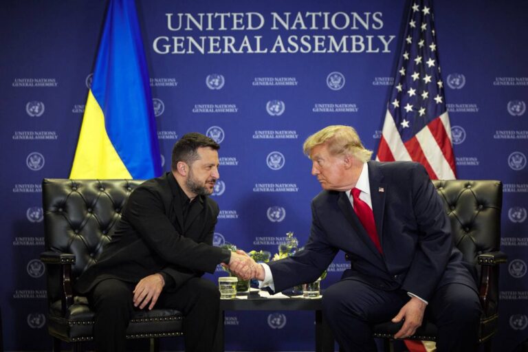 Трамп и Зеленский обсудили завершение войны до зимы и встречу с Путиным