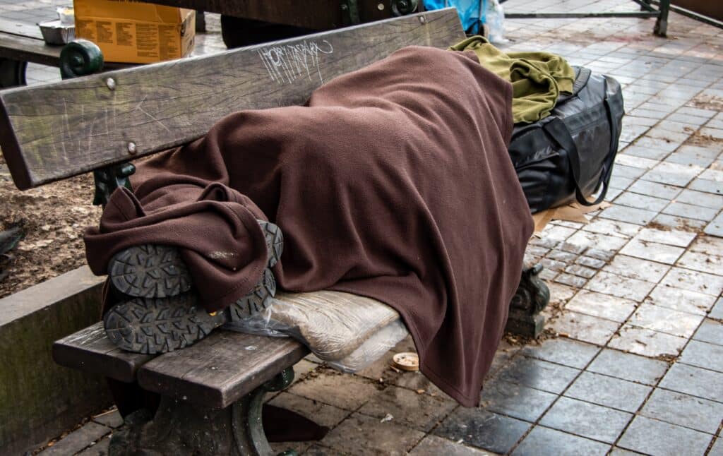 Полиция Алматы с начала года выявила 388 бездомных